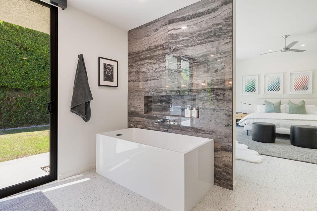 The Springs C.C. - Residential