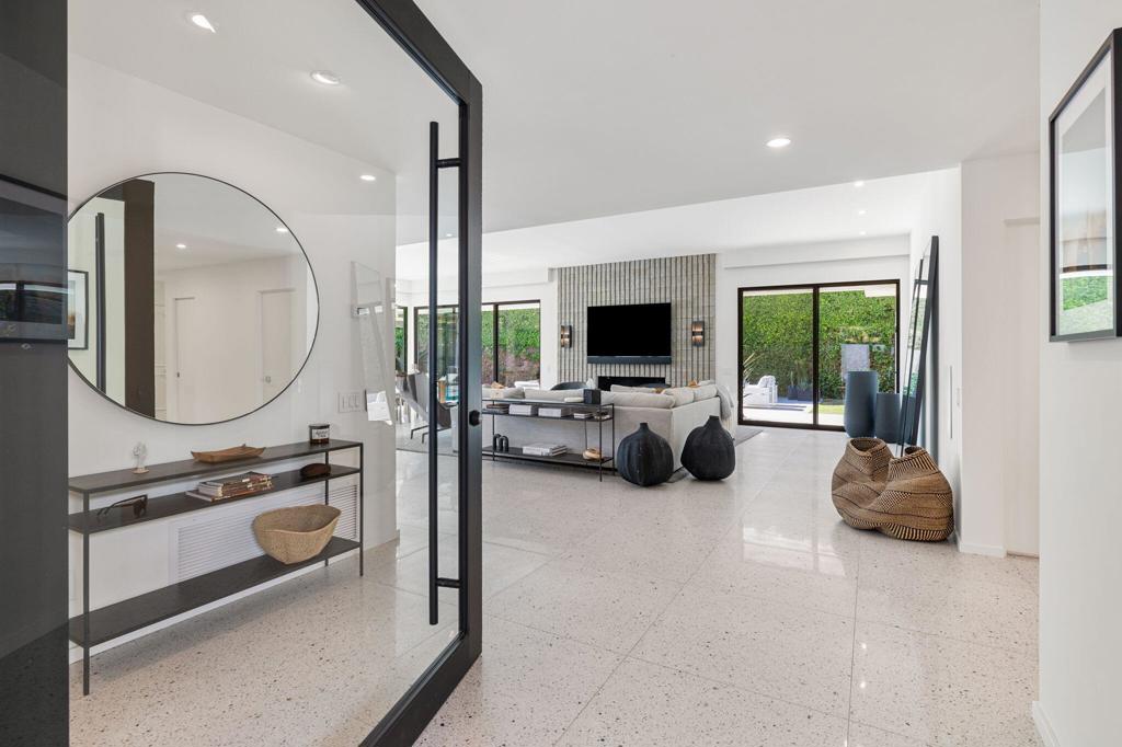 The Springs C.C. - Residential