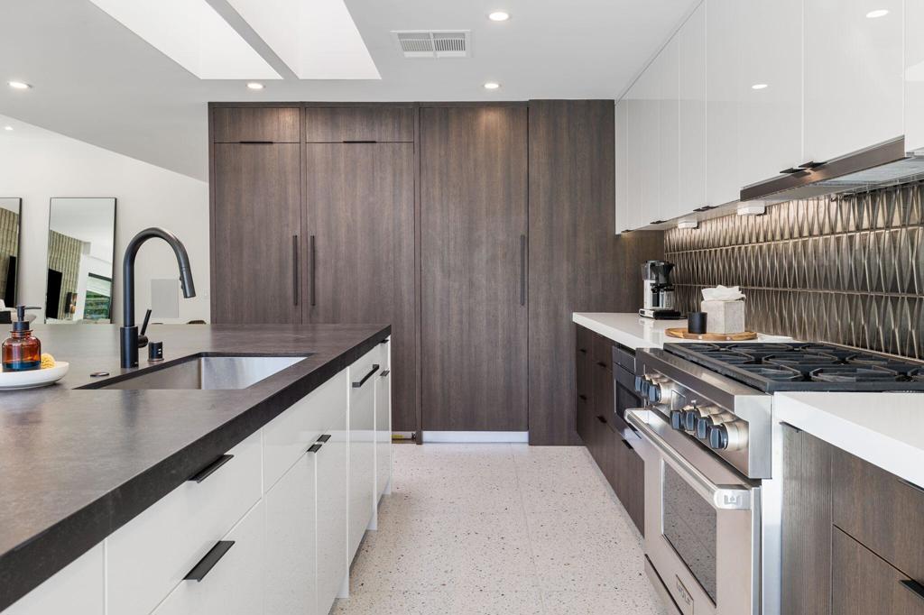 The Springs C.C. - Residential