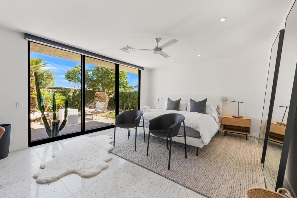 The Springs C.C. - Residential