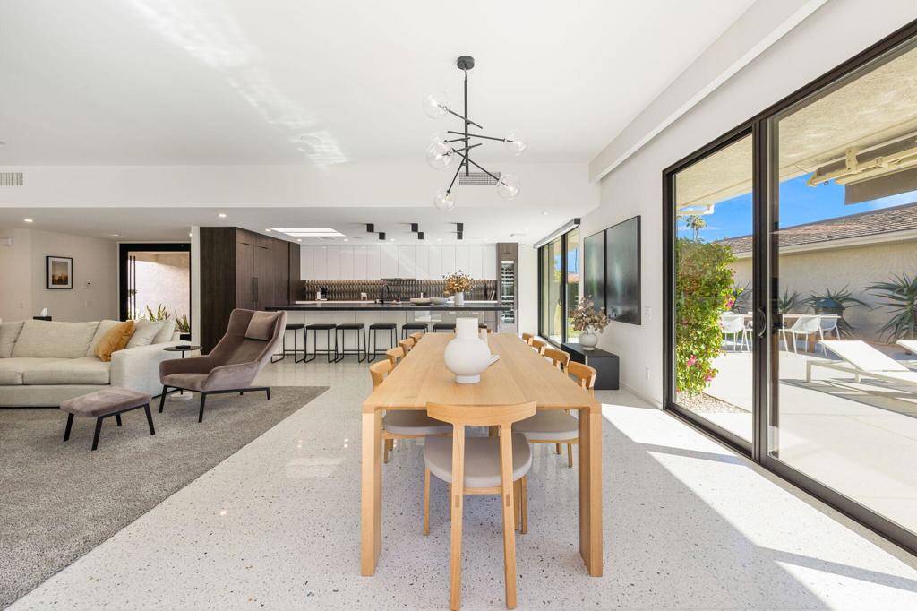 The Springs C.C. - Residential