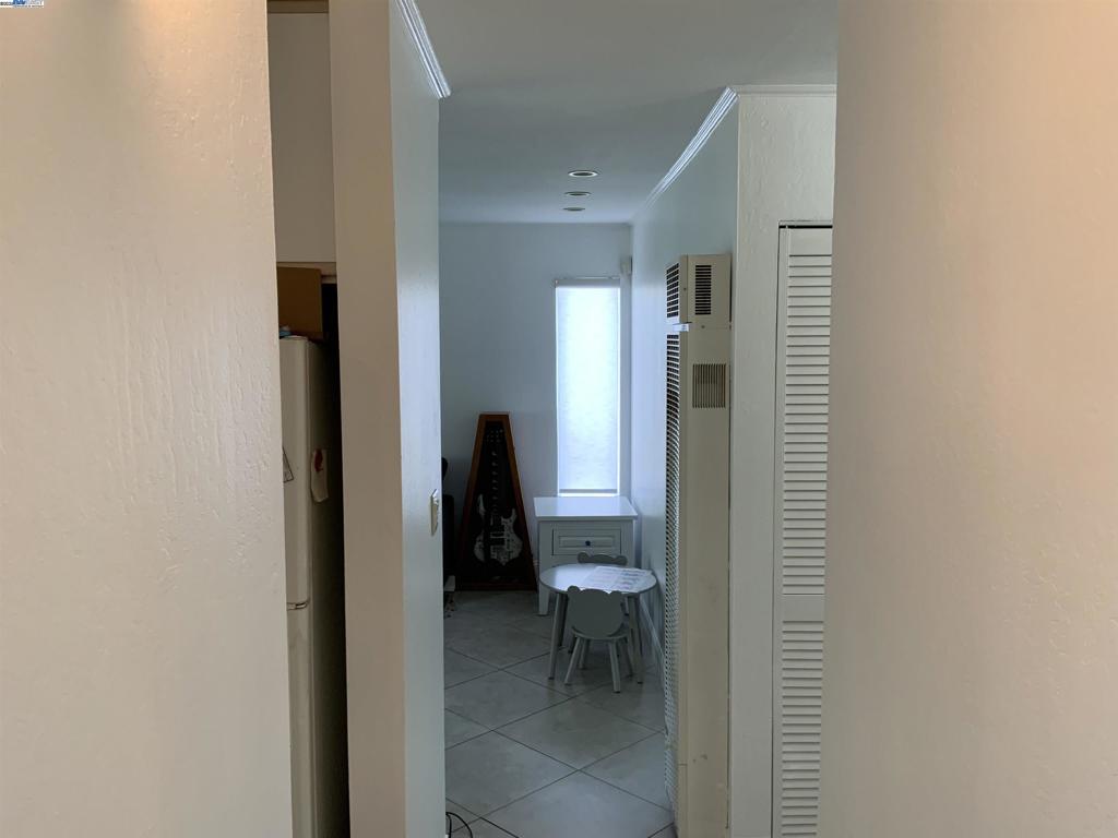 SUNNY WEST - Residential