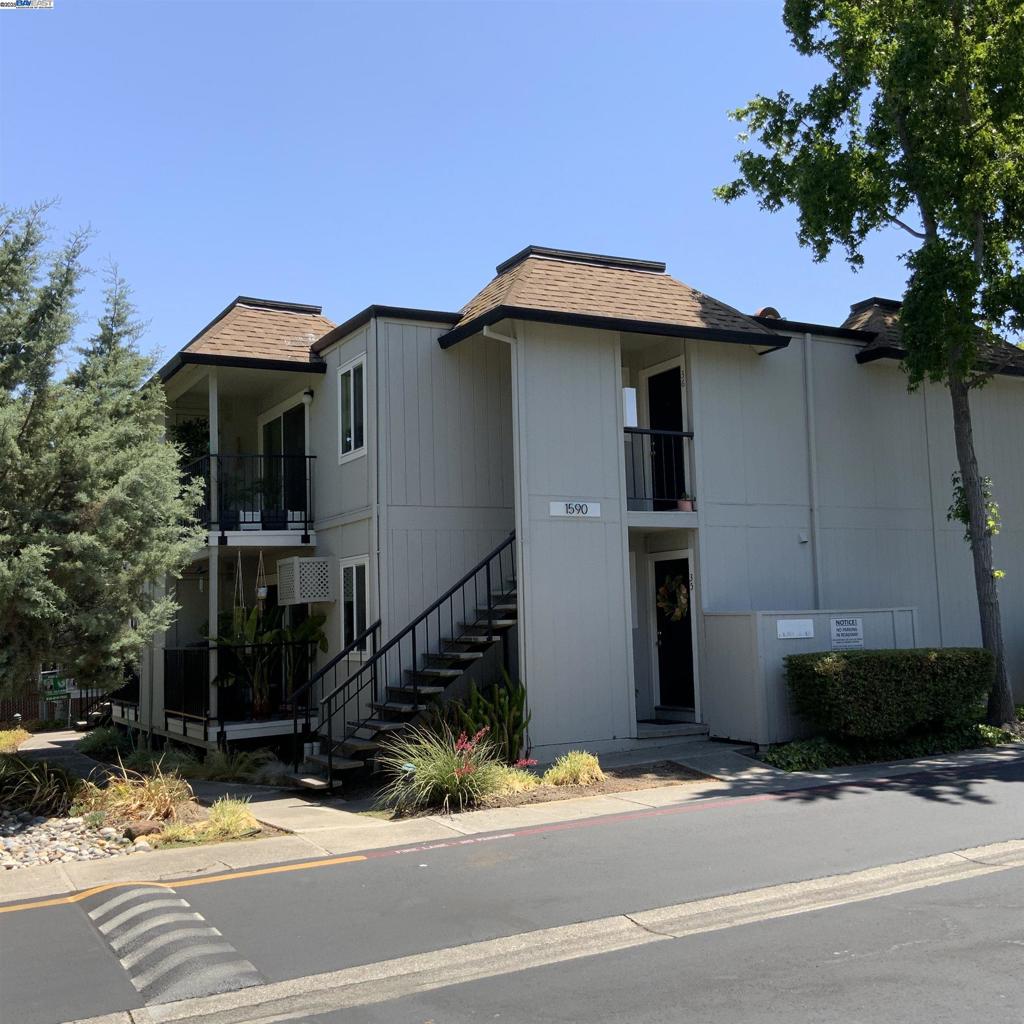SUNNY WEST - Residential