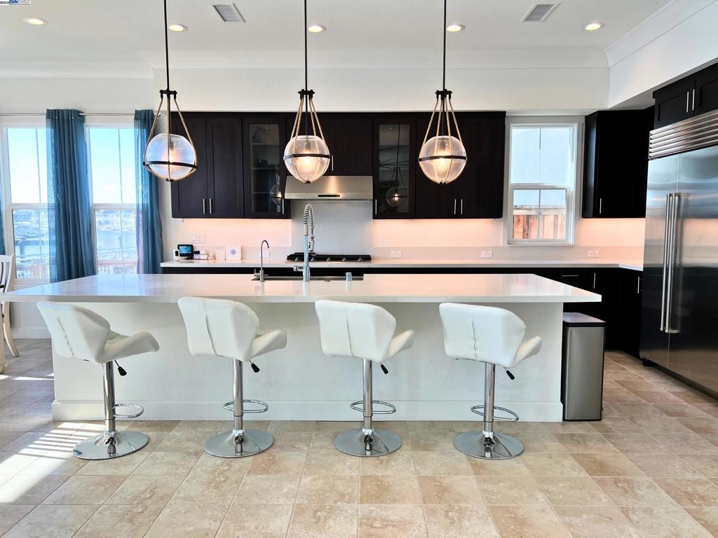 BETHEL ISLAND - Residential