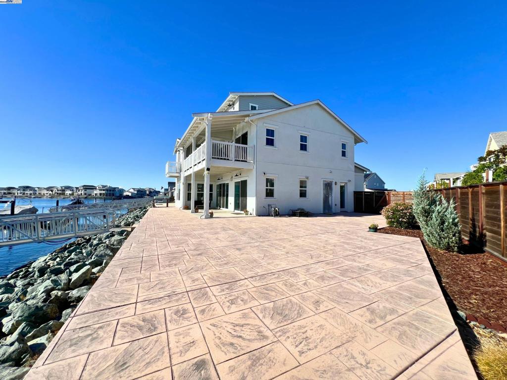 BETHEL ISLAND - Residential