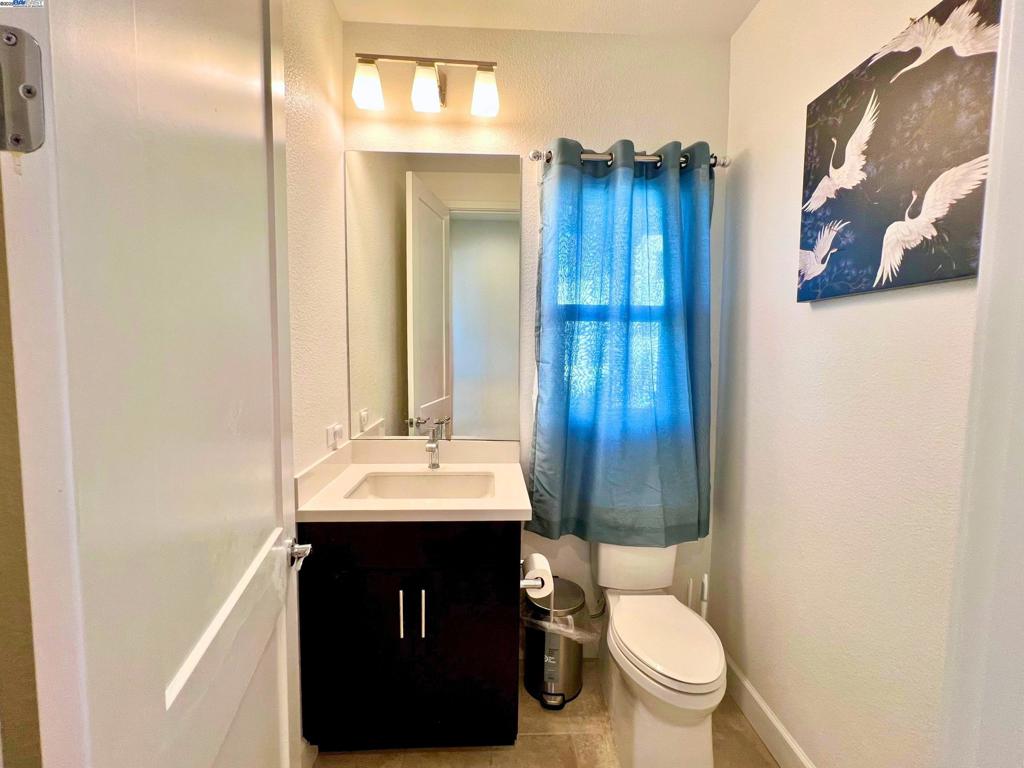 BETHEL ISLAND - Residential