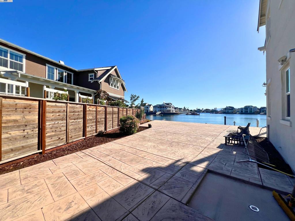 BETHEL ISLAND - Residential