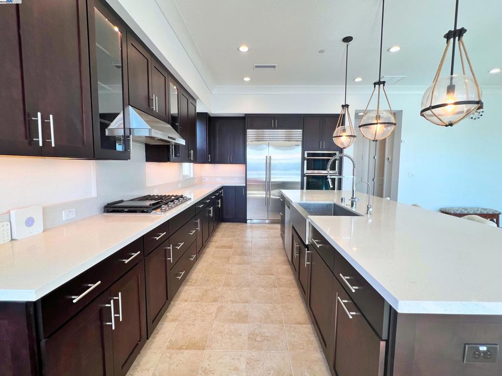 BETHEL ISLAND - Residential