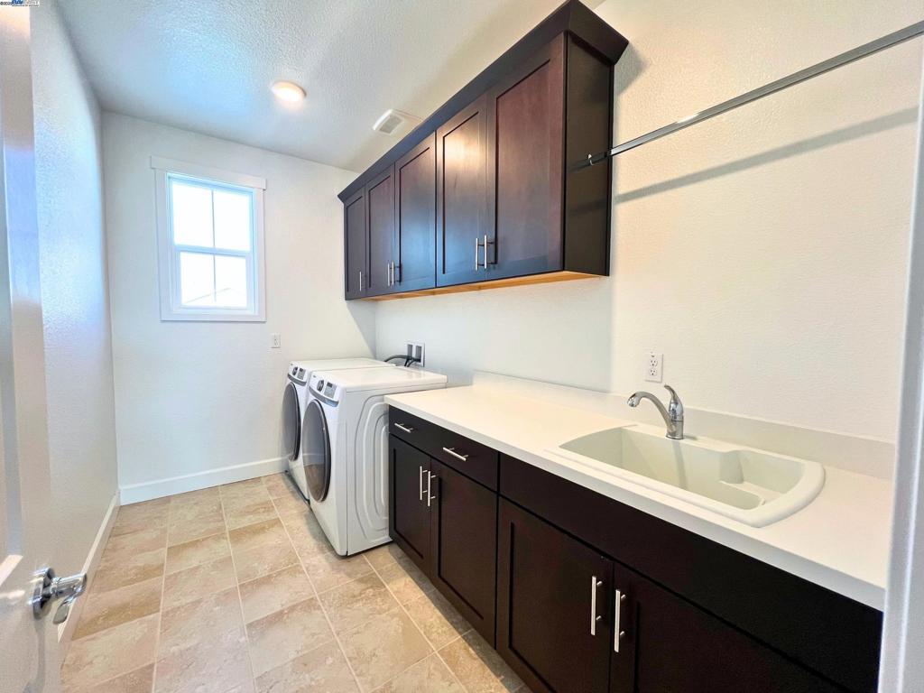 BETHEL ISLAND - Residential
