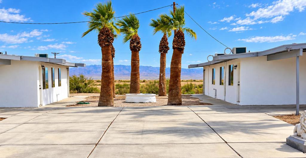 2542 Sea View Drive