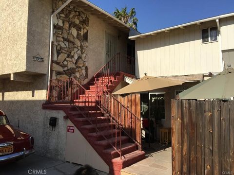 Photo of 14429 Califa, Sherman Oaks, CA 91401 (MLS # WS26053041)