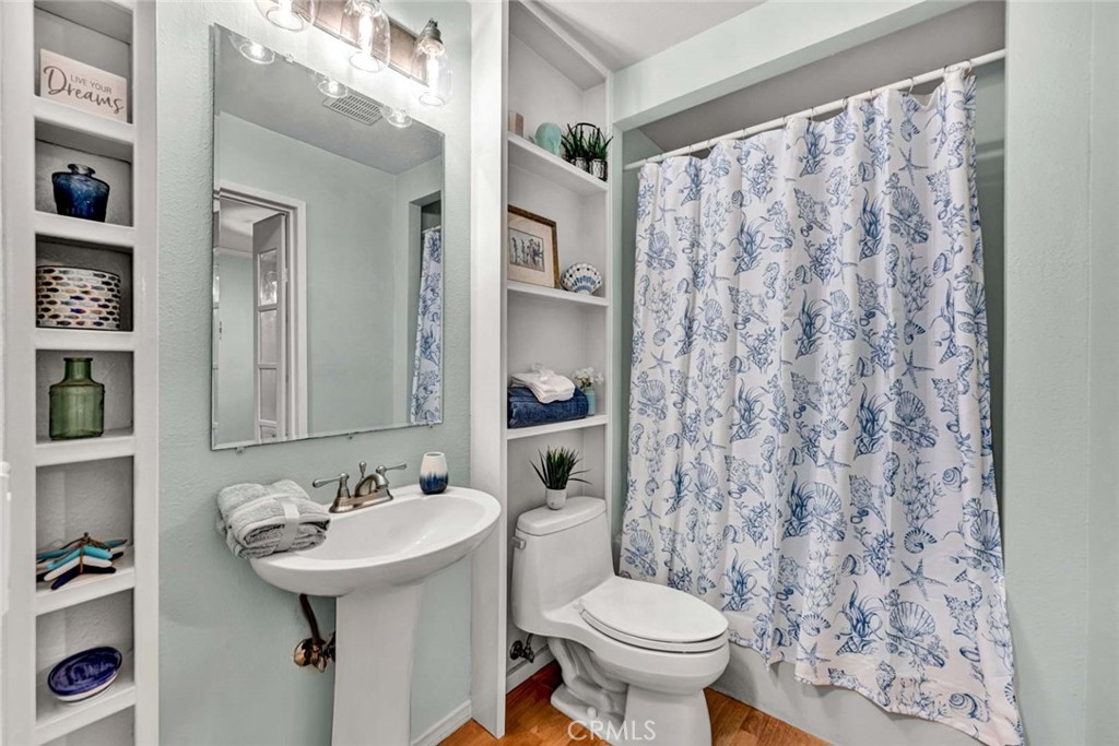 Versailles (VERS) - Residential