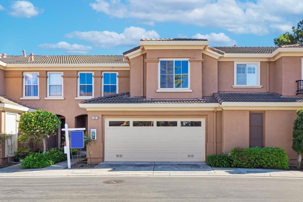 Photo of 322 Sandhurst Drive, Milpitas, CA 95035 (MLS # ML82038932)