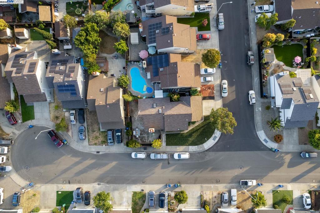 HAYWARD - Residential