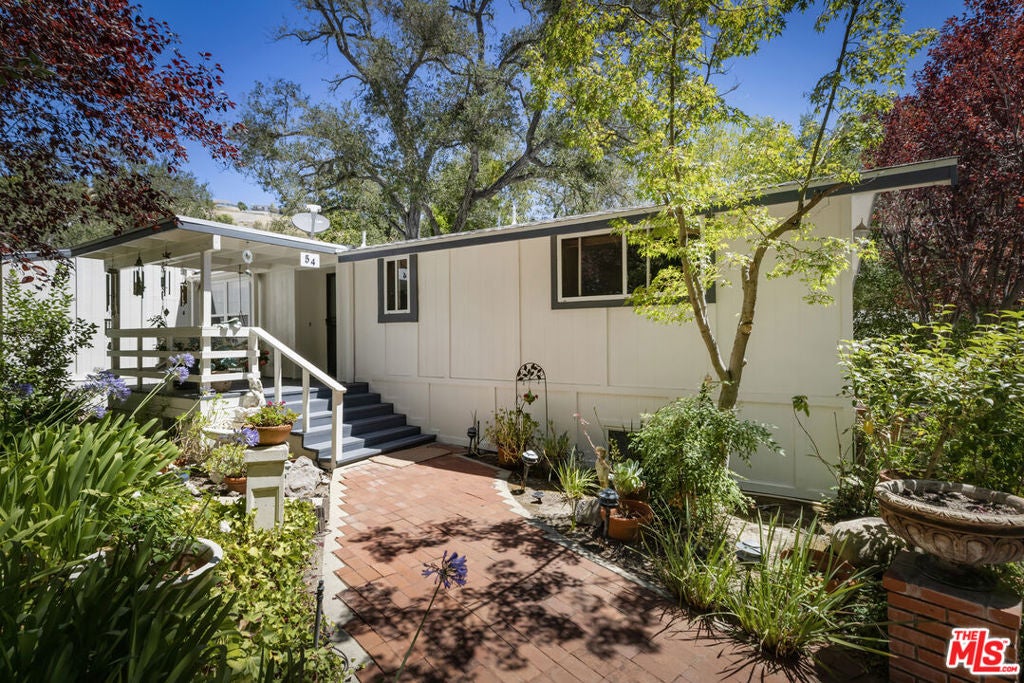 54 Robin Hood Place
