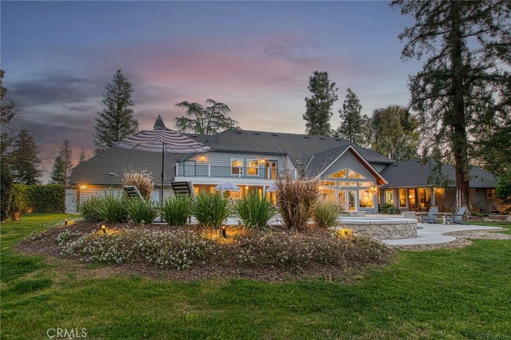 Photo of 2649 Heritage Avenue, Clovis, CA 93619 (MLS # FR26052133)