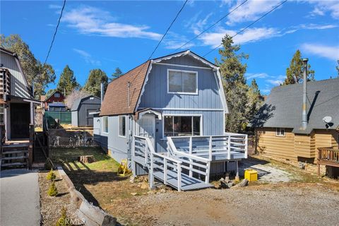 Photo of 150 Los Angeles Ave, Sugarloaf, CA 92386 (MLS # HD26035922)