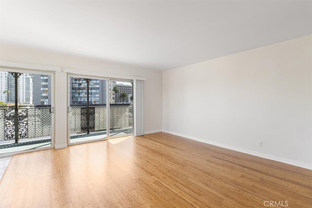 615 E Broadway 506