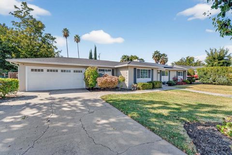 Photo of 1110 California Avenue, Dos Palos, CA 93620 (MLS # ML82025540) Photo of 1110 California Avenue, Dos Palos, CA 93620 (MLS # ML82025540)