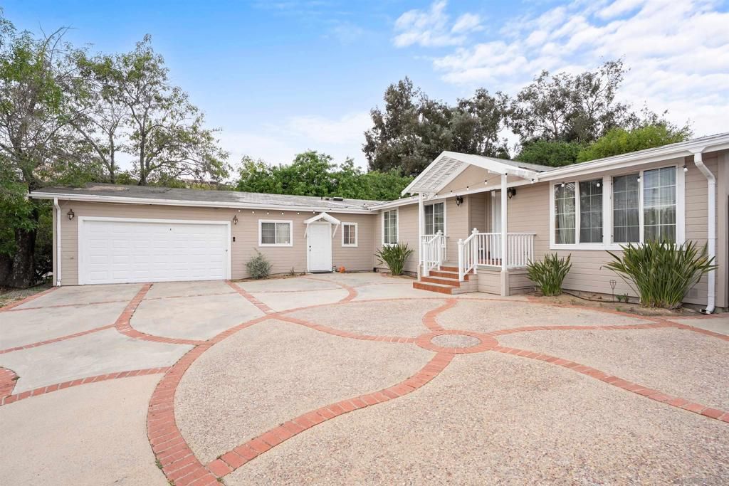 Photo of 12452 Janet Kay Way Way, El Cajon, CA 92021 (MLS # 260006266SD)