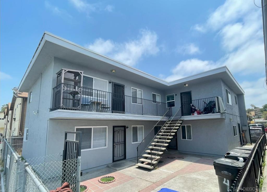 Excellent 4 plex with a great location and easy to rent! Vacant unit has new LVP floors and paint. Exterior was painted last year. Shared laundry and plenty of parking. Gated courtyard. Unit 3 was recently upgraded with floors and paint. Tenants pay on time.