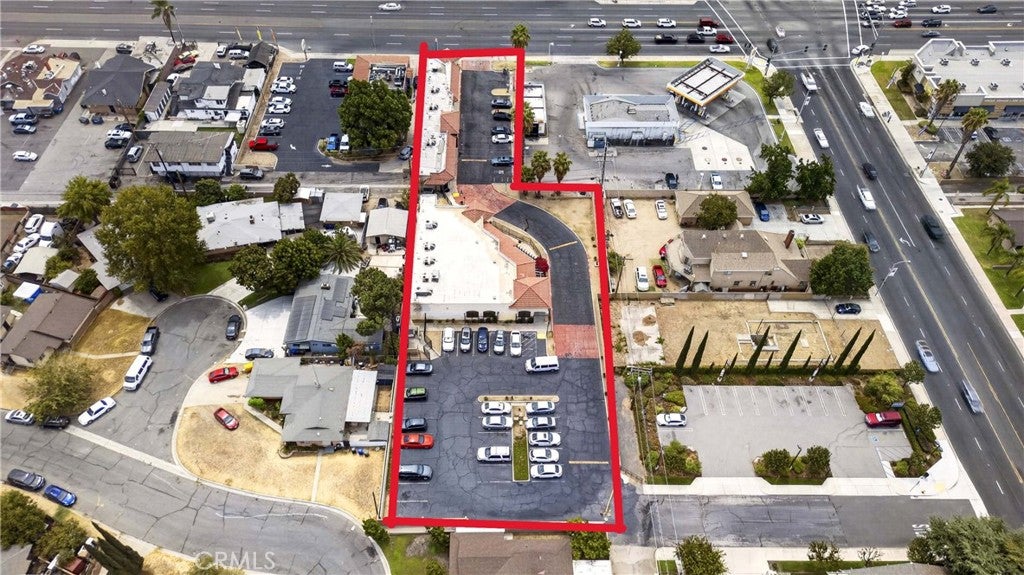 118 E Foothill