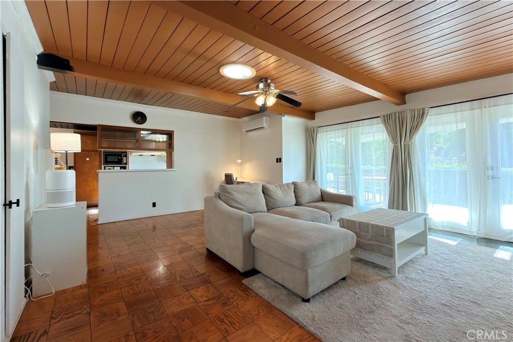 1240 Branham