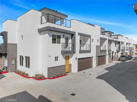MLS: AR26078409