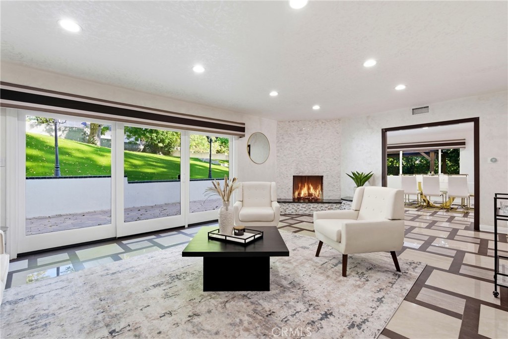 5836 Winnetka Avenue