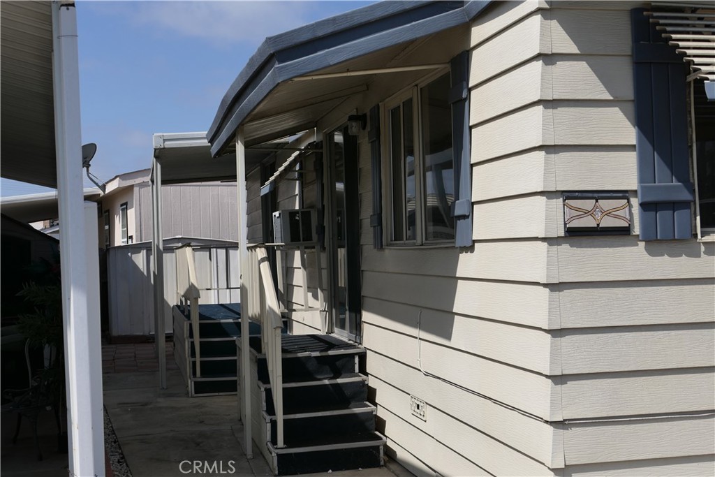 15621 Beach 151