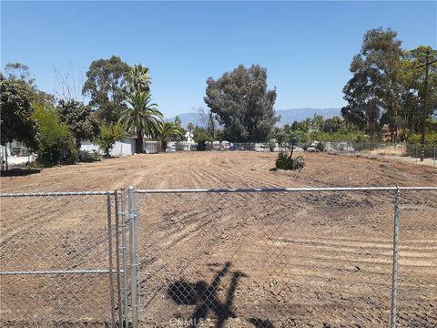 Photo of 0 Velarde Street, San Bernardino, CA 92405 (MLS # DW25240884)