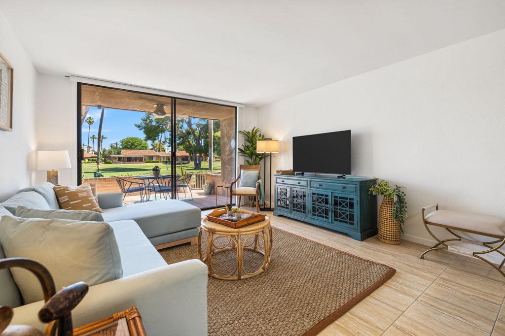 Sunrise C.C. - Residential