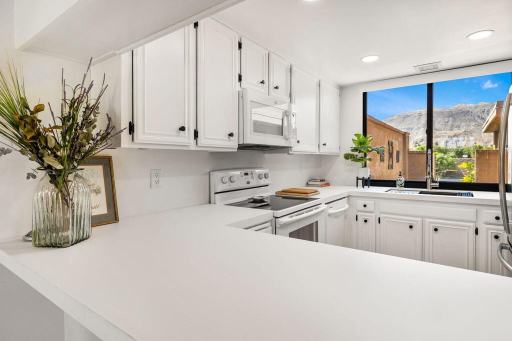 Sunrise C.C. - Residential
