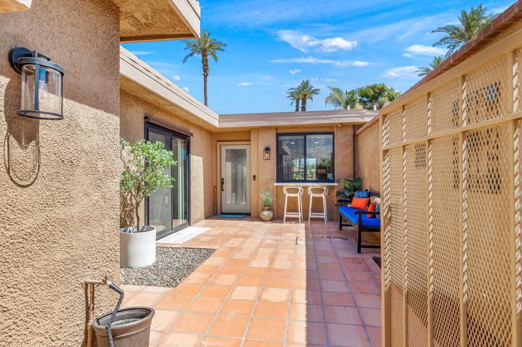 Sunrise C.C. - Residential