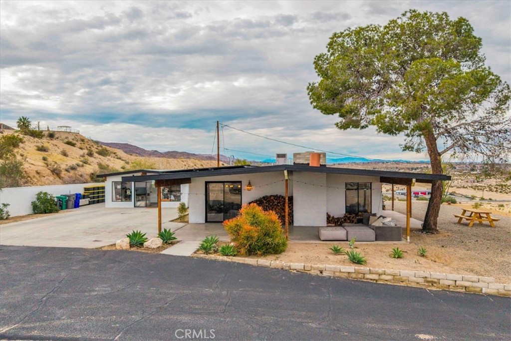 73081 29 Palms