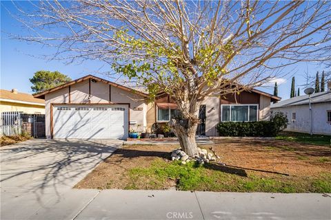 Photo of 43352 Edson Ave, Lancaster, CA 93536 (MLS # SR26010123)