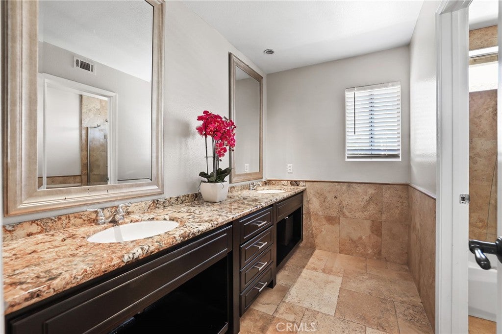 19312 Sleeping Oak Drive, Lake Forest CA 92679 - Photo 19