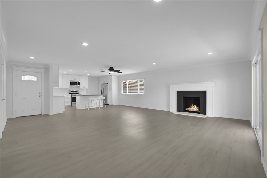 25401 Vespucci Road