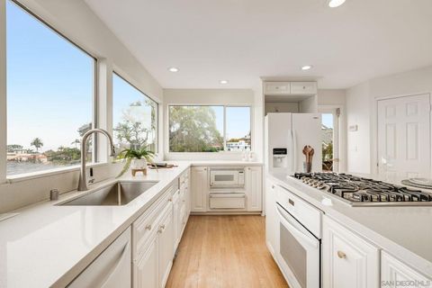 4328 Piedmont Dr San Diego CA 92107