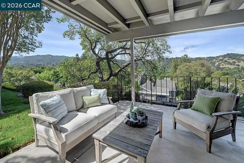 Photo of 2130 Cactus Ct CT #2, Walnut Creek, CA 94595 (MLS # 41134657)