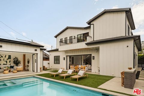 5003 Mammoth Avenue Sherman Oaks CA 91423