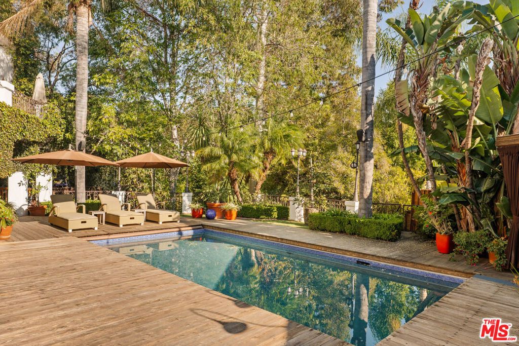 Photo of 2774 La Castana Drive, Los Angeles, CA 90046 (MLS # 25616573)