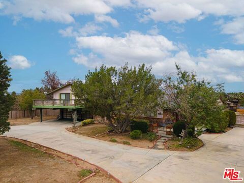 Photo of 2057 W Avenue O, Palmdale, CA 93551 (MLS # 25595343)