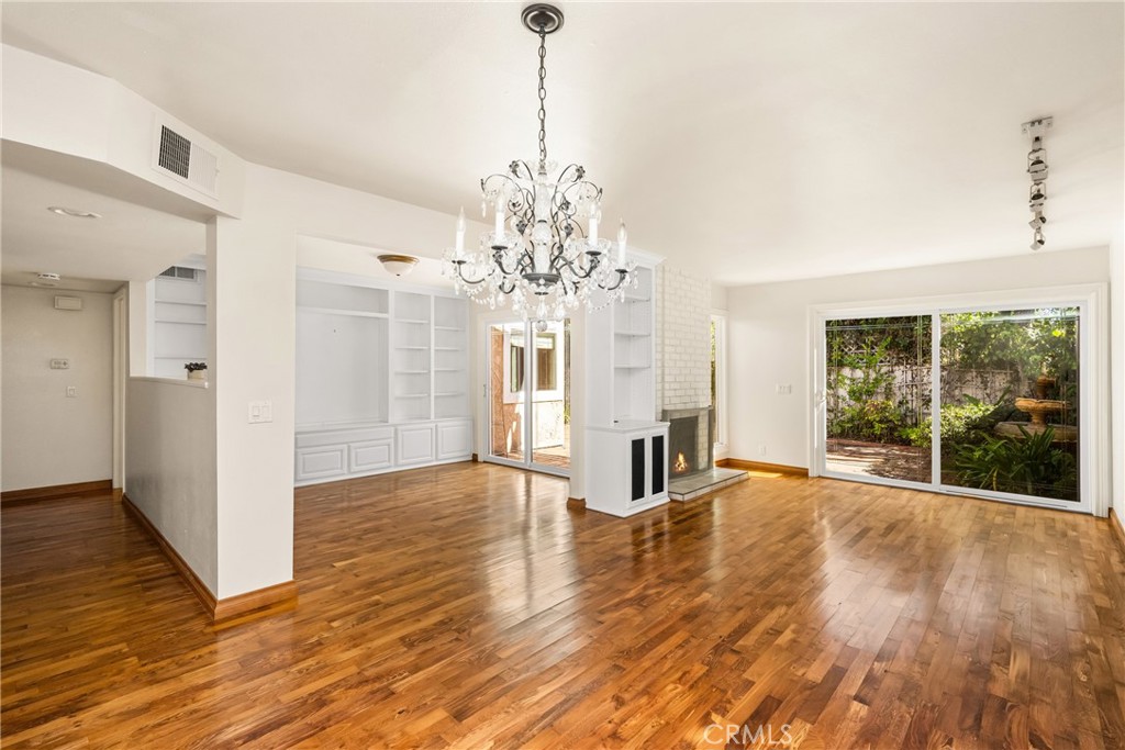 Dana Light I (DL) - Residential