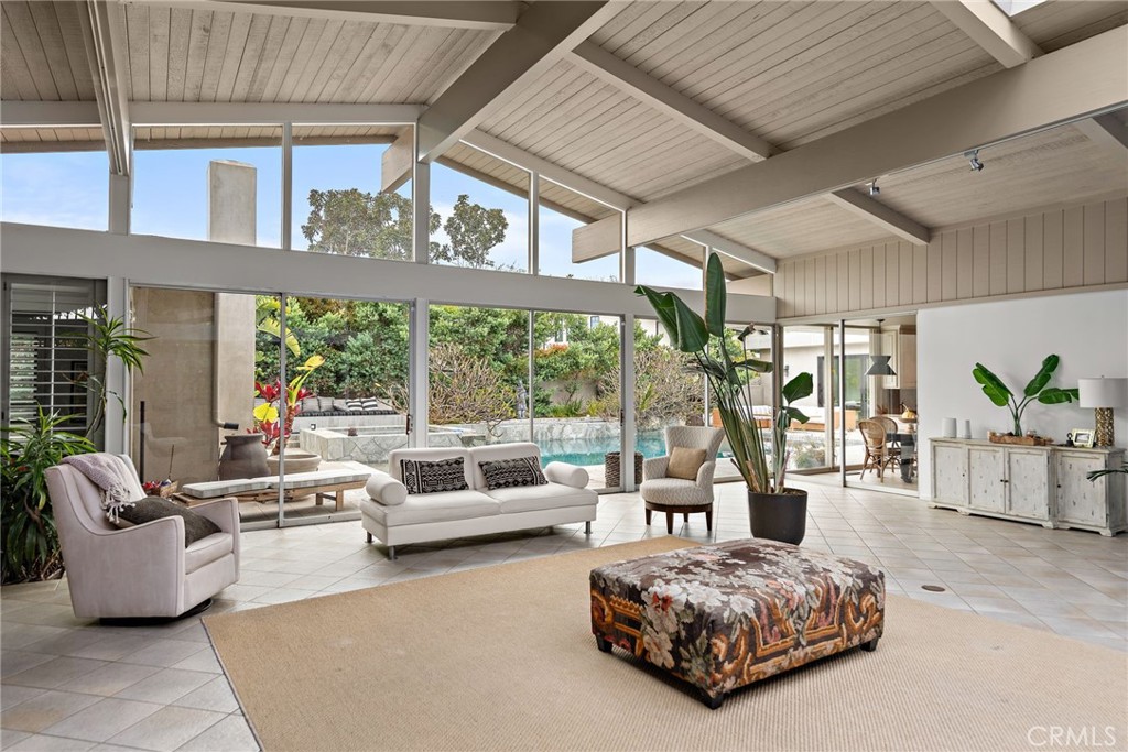 1401 Lincoln Lane