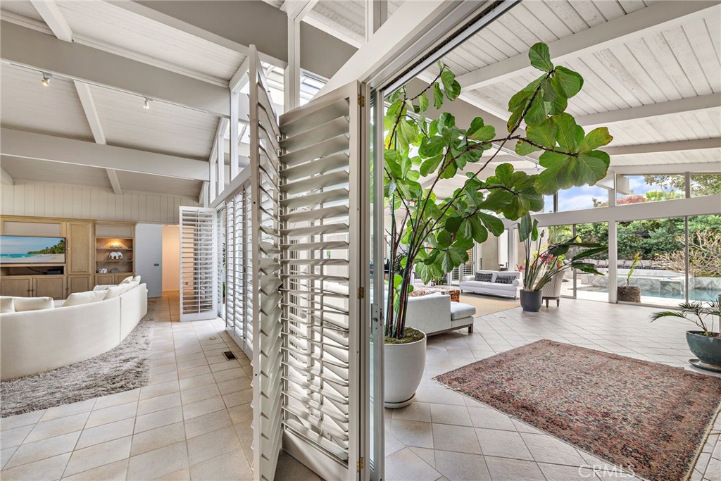 1401 Lincoln Lane