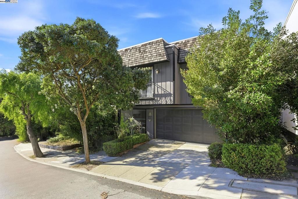 Photo of 280 Gold Mine Dr, San Francisco, CA 94131 (MLS # 41117856)