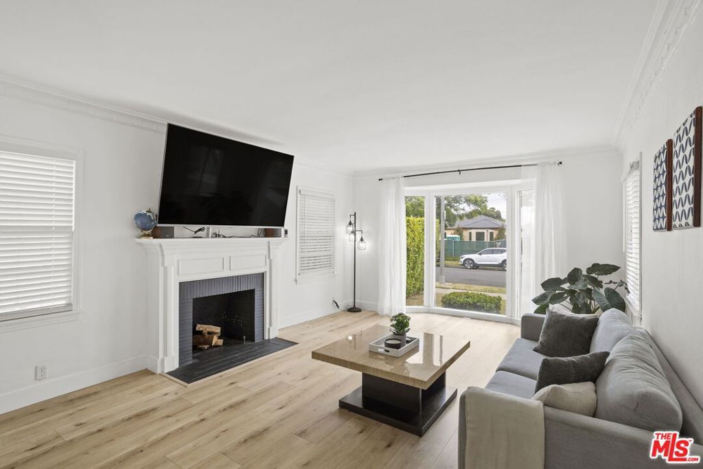 Photo of 9157 Haas Avenue, Los Angeles, CA 90047 (MLS # 26834025)