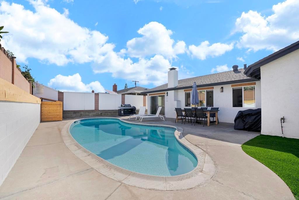 953 Maria Way