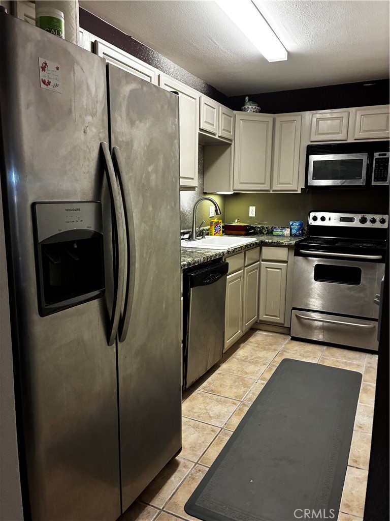 Palm Springs Villas I (33115) - Residential